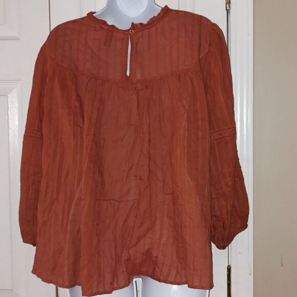 Universal Threads brown color top blouse  3/4 sleeve Sz XL  NWOT - Picture 3 of 5